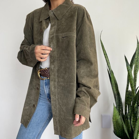 Vintage 100% suede leather shirt jacket / shacket in olive green - Picture 8 of 13